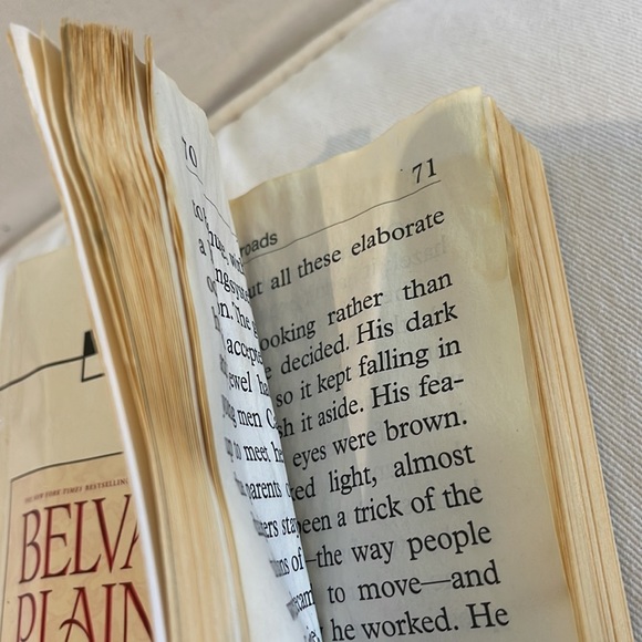 COPY - Reader Digest Large Print Paperback Books - Lot of Two Stories per ea… - Picture 8 of 8